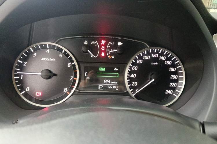 Used Nissan Sylphy 2019 1.6XV CVT Smart Connect Luxury Edition China VI Standard Instrument Cluster