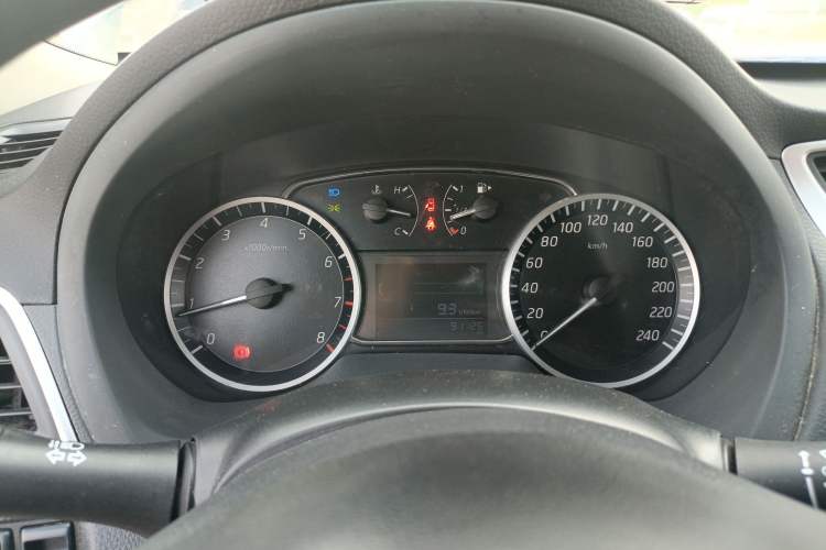 Used Nissan Sylphy 2019 Classic 1.6XE Manual Comfort Edition Instrument Cluster
