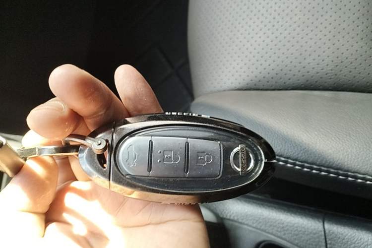 Used Nissan Sylphy 2019 1.6XV CVT Smart Connect Luxury Edition China VI Standard Interior 1