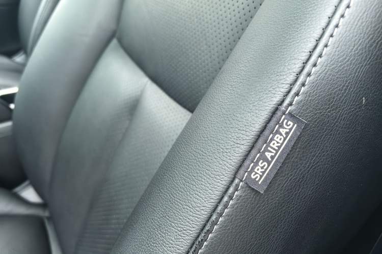 Used Nissan Sylphy 2019 1.6XV CVT Smart Connect Luxury Edition China VI Standard Interior 1