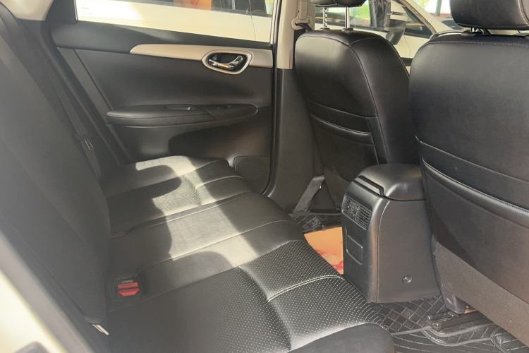 Used Nissan Sylphy 2019 1.6XE CVT Comfort Edition China VI Standard Interior 2