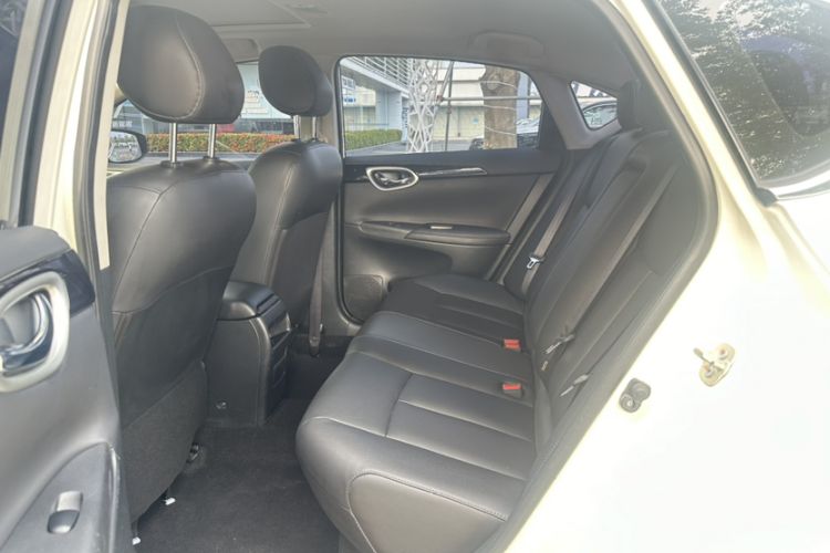 Used Nissan Sylphy 2019 Classic 1.6XL CVT Luxury Edition Interior 3