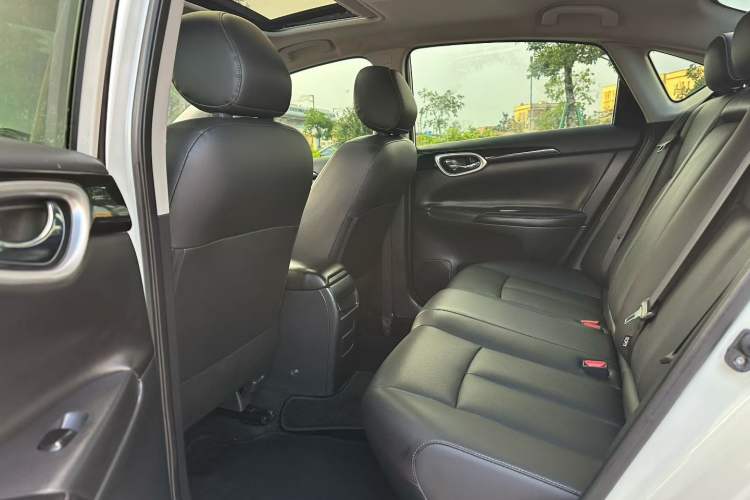Used Nissan Sylphy 2019 Classic 1.6XL CVT Luxury Edition Interior 3
