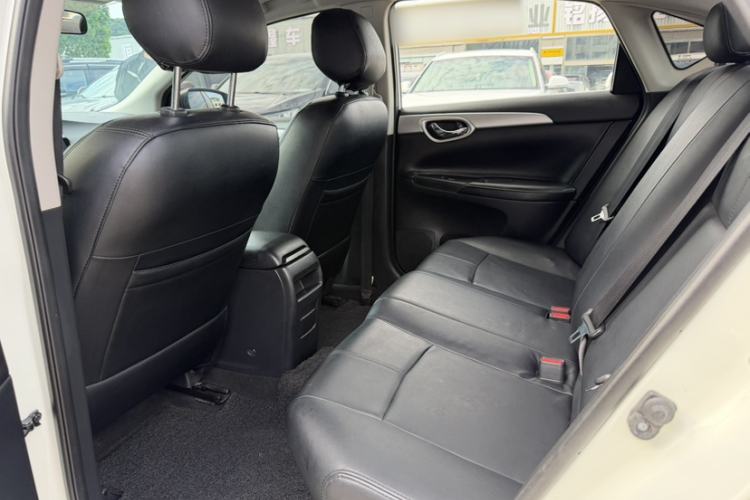 Used Nissan Sylphy 2019 Classic 1.6XE CVT Comfort Edition Interior 3
