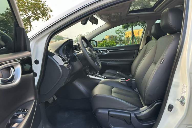 Used Nissan Sylphy 2019 Classic 1.6XL CVT Luxury Edition Interior 4