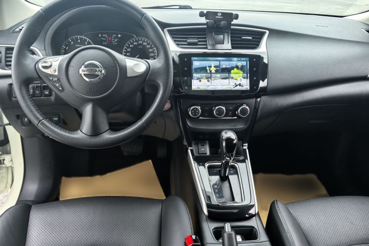 Used Nissan Sylphy 2019 1.6XV CVT Smart Connect Luxury Edition China VI Standard Interior 7