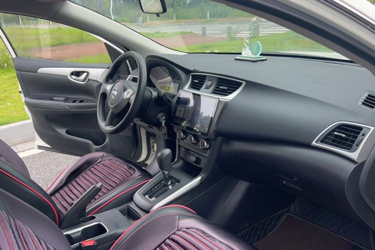 Used Nissan Sylphy 2019 Classic 1.6XE CVT Comfort Edition Interior 8