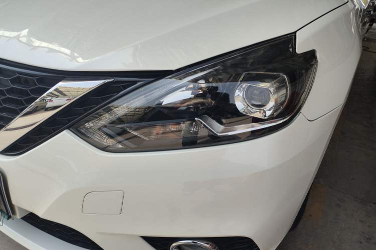 Used Nissan Sylphy 2019 1.6XV CVT Smart Connect Luxury Edition China VI Standard Left Front Headlight