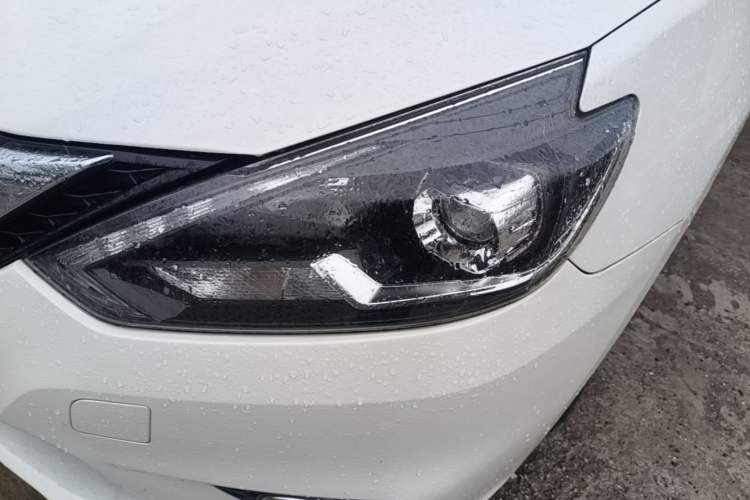 Used Nissan Sylphy 2019 1.6XV CVT Smart Connect Luxury Edition China VI Standard Left Front Headlight