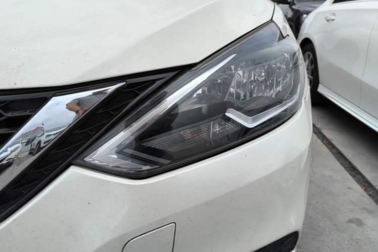 Used Nissan Sylphy 2019 Classic 1.6XE CVT Comfort Edition Left Front Headlight