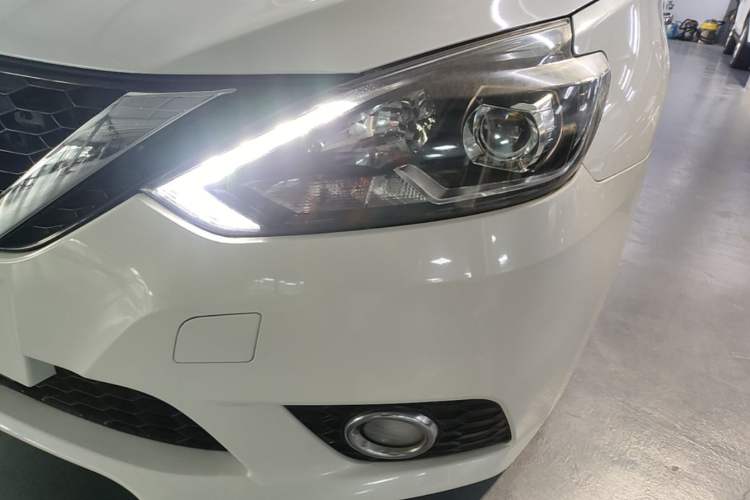 Used Nissan Sylphy 2019 1.6XV CVT Smart Connect Luxury Edition China VI Standard Left Front Headlight