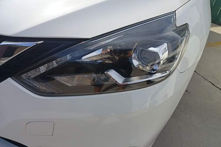 Used Nissan Sylphy 2019 1.6XV CVT Smart Connect Luxury Edition China VI Standard Left Front Headlight