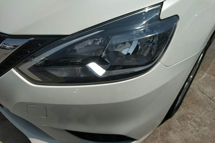 Used Nissan Sylphy 2019 Classic 1.6XE CVT Comfort Edition Left Front Headlight