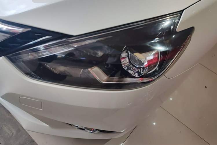 Used Nissan Sylphy 2019 1.6XV CVT Smart Connect Luxury Edition China VI Standard Left Front Headlight