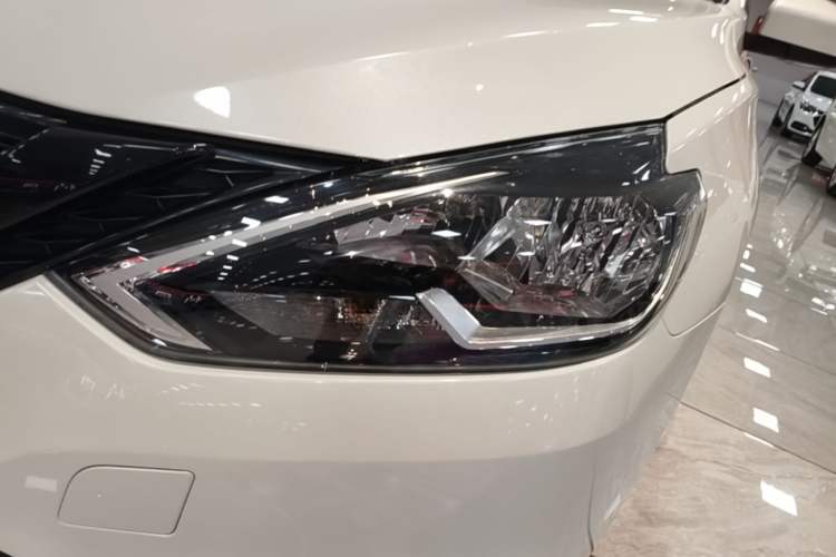 Used Nissan Sylphy 2019 Classic 1.6XL CVT Luxury Edition Left Front Headlight