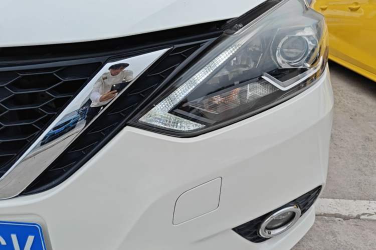 Used Nissan Sylphy 2019 1.6XV CVT Smart Connect Luxury Edition China VI Standard Left Front Headlight