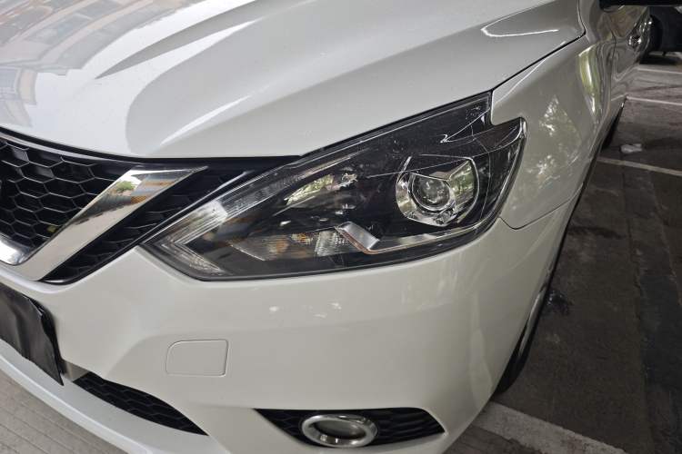 Used Nissan Sylphy 2019 1.6XV CVT Smart Connect Luxury Edition China VI Standard Left Front Headlight