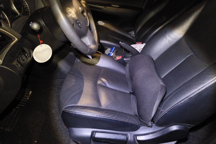 Used Nissan Sylphy 2019 1.6XV CVT Smart Connect Luxury Edition China VI Standard Left Front Seat