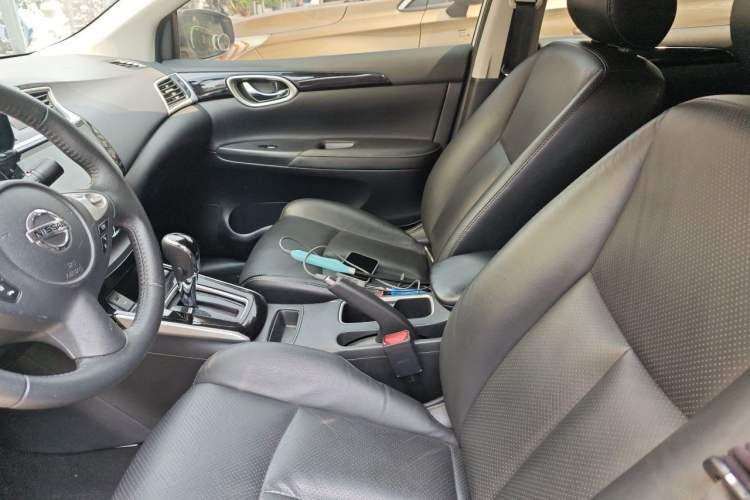 Used Nissan Sylphy 2019 1.6XV CVT Smart Connect Luxury Edition China VI Standard Left Front Seat