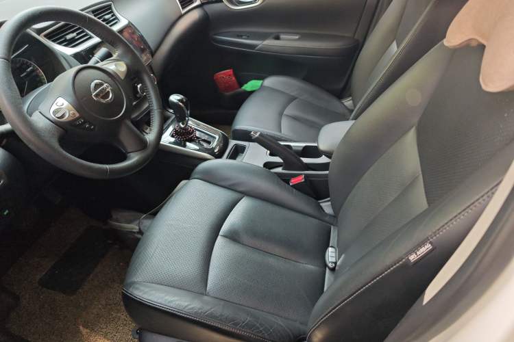 Used Nissan Sylphy 2019 1.6XV CVT Smart Connect Luxury Edition China VI Standard Left Front Seat