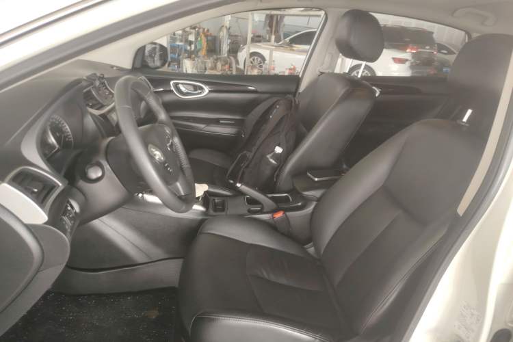 Used Nissan Sylphy 2019 1.6XV CVT Smart Connect Luxury Edition China VI Standard Left Front Seat