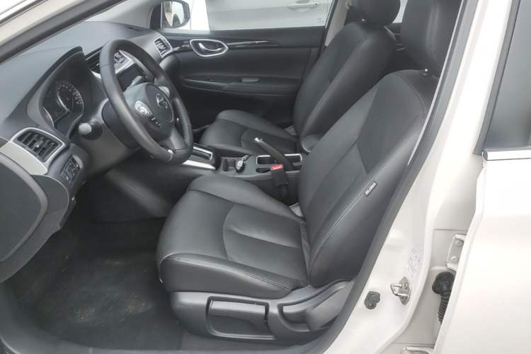 Used Nissan Sylphy 2019 1.6XV CVT Smart Connect Luxury Edition China VI Standard Left Front Seat