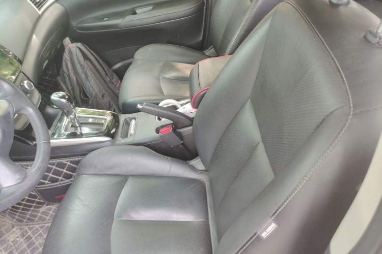 Used Nissan Sylphy 2019 1.6XV CVT Smart Connect Luxury Edition China VI Standard Left Front Seat