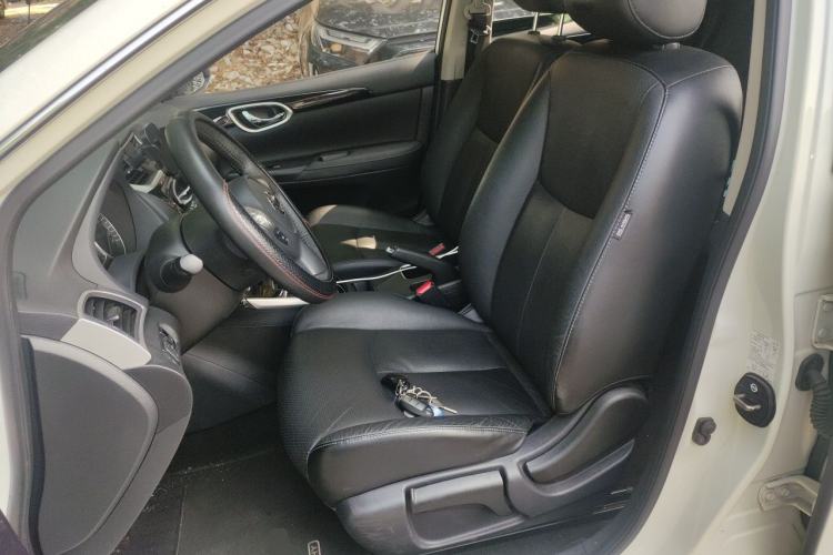 Used Nissan Sylphy 2019 1.6XV CVT Smart Connect Luxury Edition China VI Standard Left Front Seat