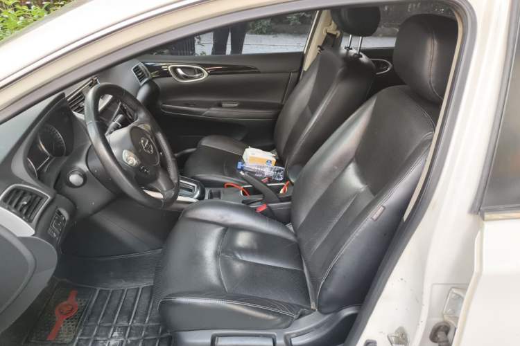 Used Nissan Sylphy 2019 1.6XV CVT Smart Connect Luxury Edition China VI Standard Left Front Seat