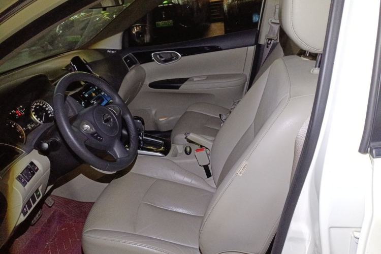 Used Nissan Sylphy 2019 1.6XV CVT Smart Connect Luxury Edition China VI Standard Left Front Seat