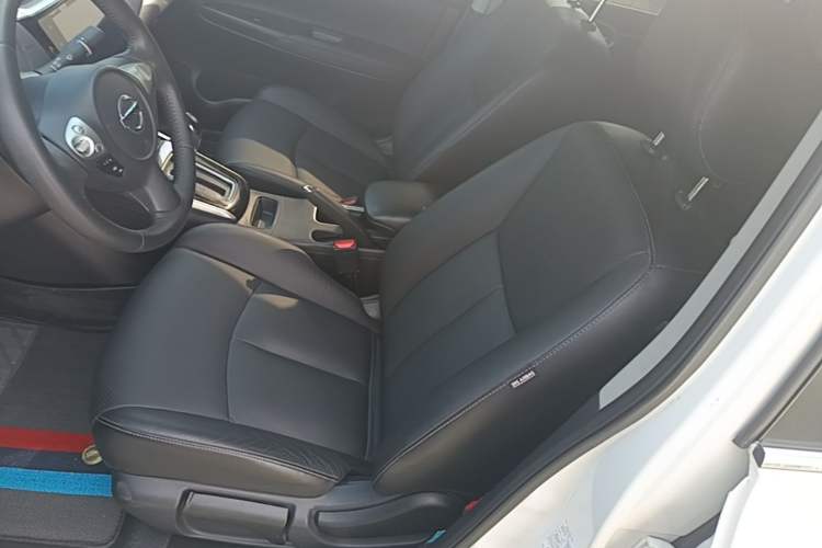 Used Nissan Sylphy 2019 1.6XV CVT Smart Connect Luxury Edition China VI Standard Left Front Seat