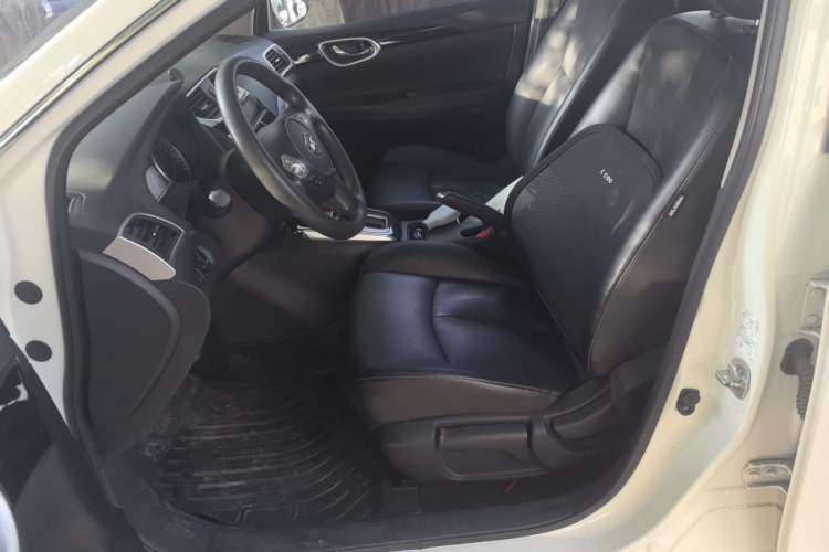 Used Nissan Sylphy 2019 Classic 1.6XE+ CVT Smart Connect Luxury Edition Left Front Seat