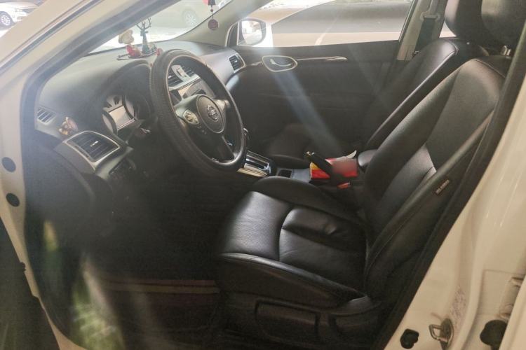 Used Nissan Sylphy 2019 1.6XV CVT Smart Connect Luxury Edition China VI Standard Left Front Seat