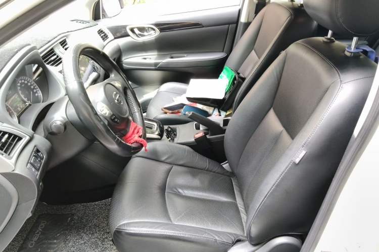 Used Nissan Sylphy 2019 1.6XV CVT Smart Connect Luxury Edition China V Standard Left Front Seat