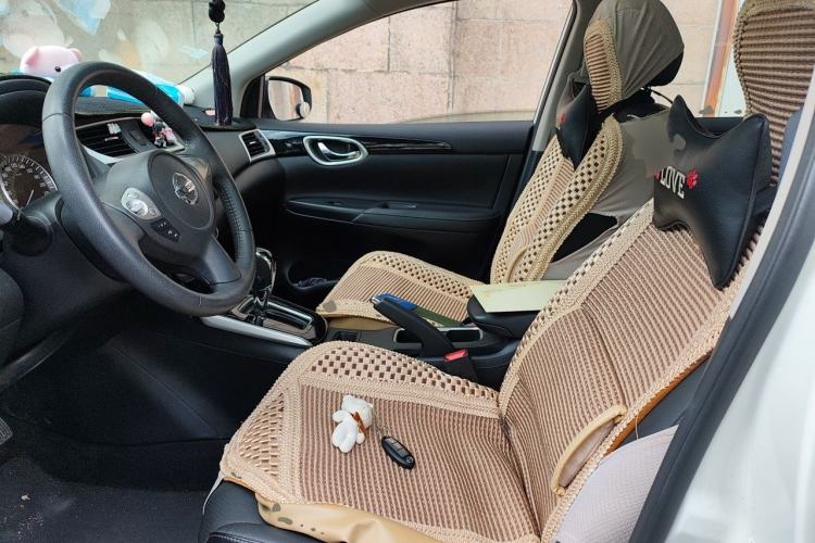 Used Nissan Sylphy 2019 1.6XV CVT Smart Connect Luxury Edition China VI Standard Left Front Seat