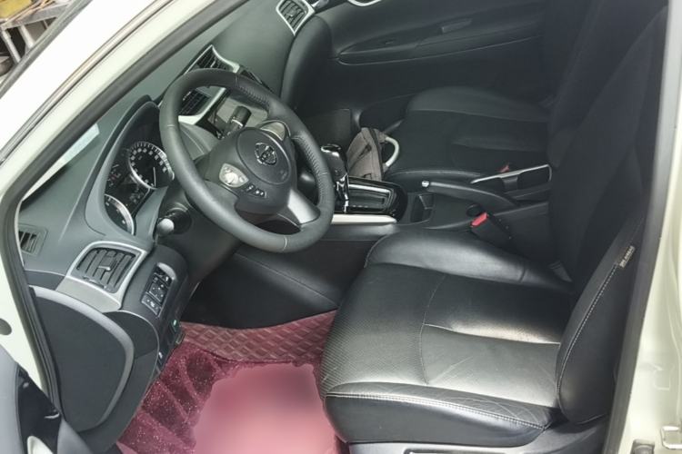 Used Nissan Sylphy 2019 1.6XV CVT Smart Connect Luxury Edition China VI Standard Left Front Seat