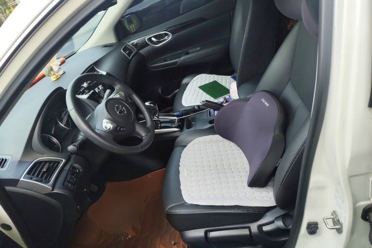 Used Nissan Sylphy 2019 1.6XV CVT Smart Connect Luxury Edition China VI Standard Left Front Seat