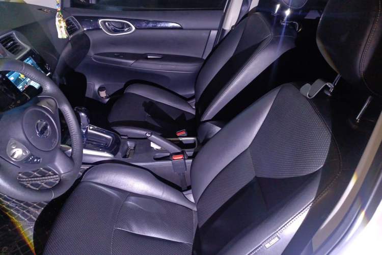 Used Nissan Sylphy 2019 1.6XV CVT Smart Connect Luxury Edition China VI Standard Left Front Seat