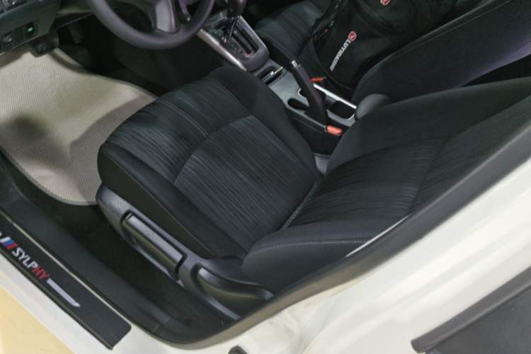Used Nissan Sylphy 2019 Classic 1.6XE CVT Comfort Edition Left Front Seat