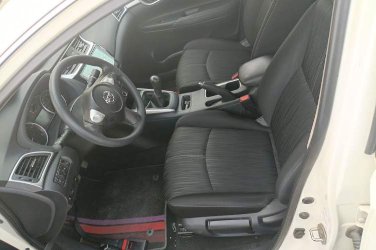 Used Nissan Sylphy 2019 Classic 1.6XE Manual Comfort Edition Left Front Seat