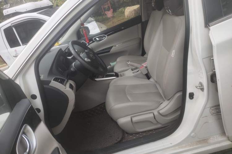 Used Nissan Sylphy 2019 1.6XV CVT Smart Connect Luxury Edition China VI Standard Left Front Seat