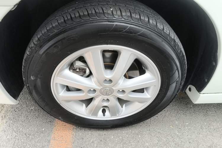 Used Nissan Sylphy 2019 Classic 1.6XE+ CVT SmartConnect Leading Edition Left Front Wheel Hub