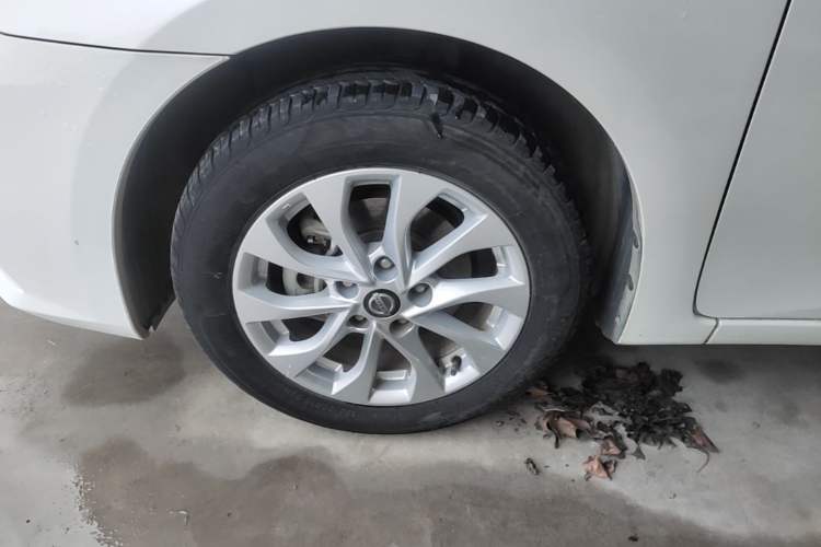 Used Nissan Sylphy 2019 1.6XV CVT Smart Connect Luxury Edition China VI Standard Left Front Wheel Hub