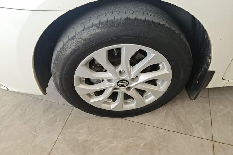 Used Nissan Sylphy 2019 Classic 1.6XL CVT Luxury Edition Left Front Wheel Hub