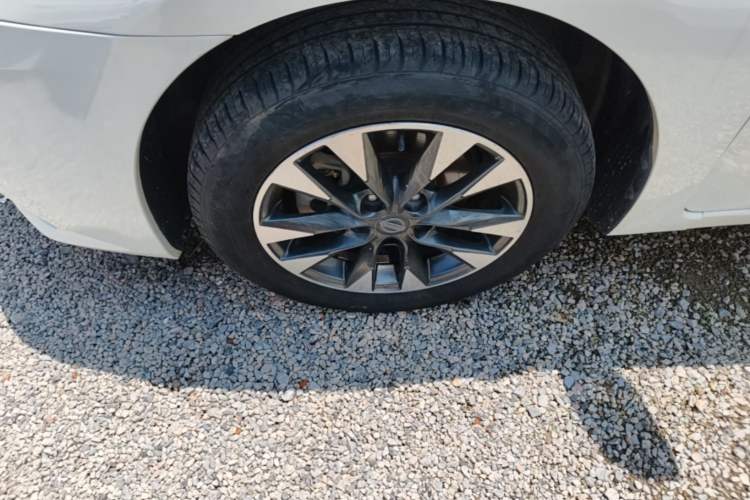 Used Nissan Sylphy 2019 Classic 1.6XE CVT Comfort Edition Left Front Wheel Hub