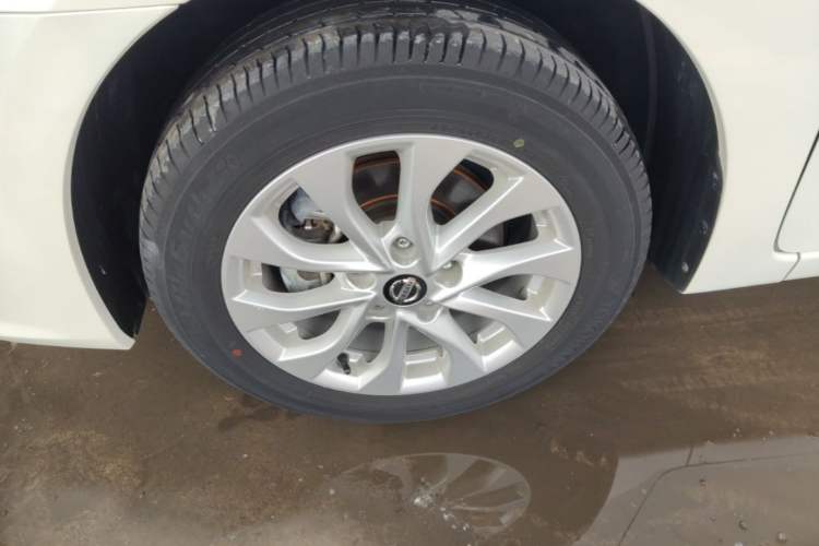 Used Nissan Sylphy 2019 Classic 1.6XL CVT Luxury Edition Left Front Wheel Hub