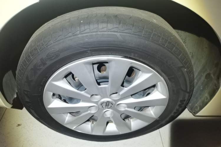 Used Nissan Sylphy 2019 Classic 1.6XE CVT Comfort Edition Left Front Wheel Hub
