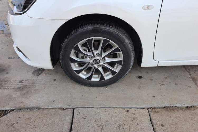 Used Nissan Sylphy 2019 Classic 1.6XL CVT Luxury Edition Left Front Wheel Hub