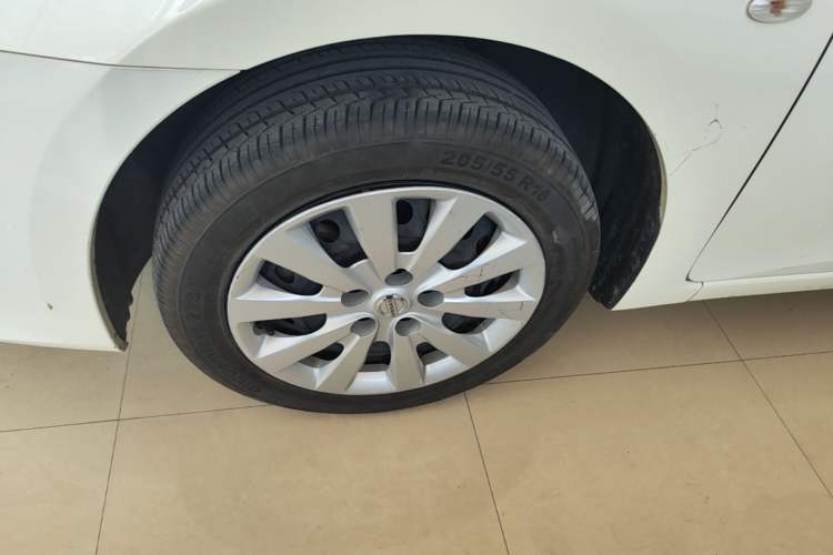 Used Nissan Sylphy 2019 Classic 1.6XE CVT Comfort Edition Left Front Wheel Hub