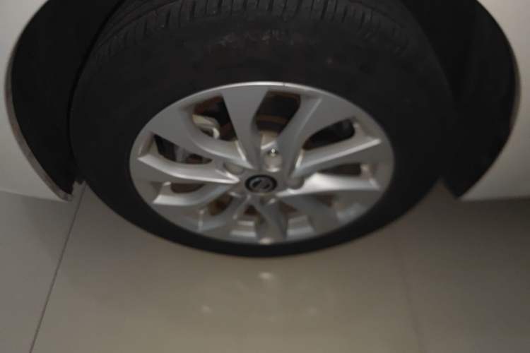 Used Nissan Sylphy 2019 Classic 1.6XL CVT Luxury Edition Left Front Wheel Hub
